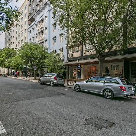 Your Lisbon Home - Duque de Palmela-3